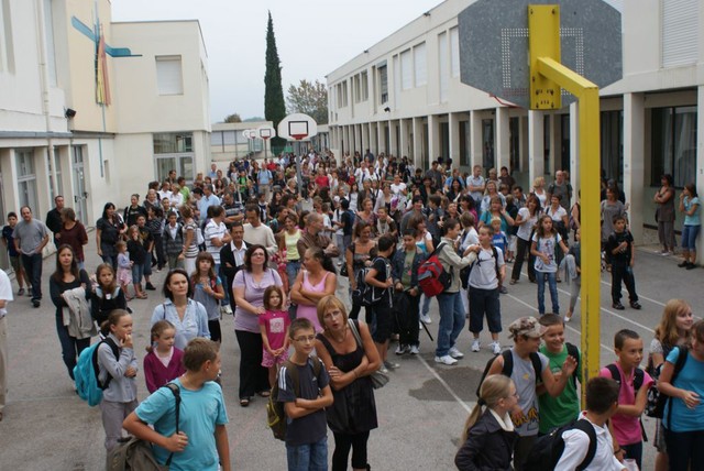 Rentrée 6ème 2009.JPG